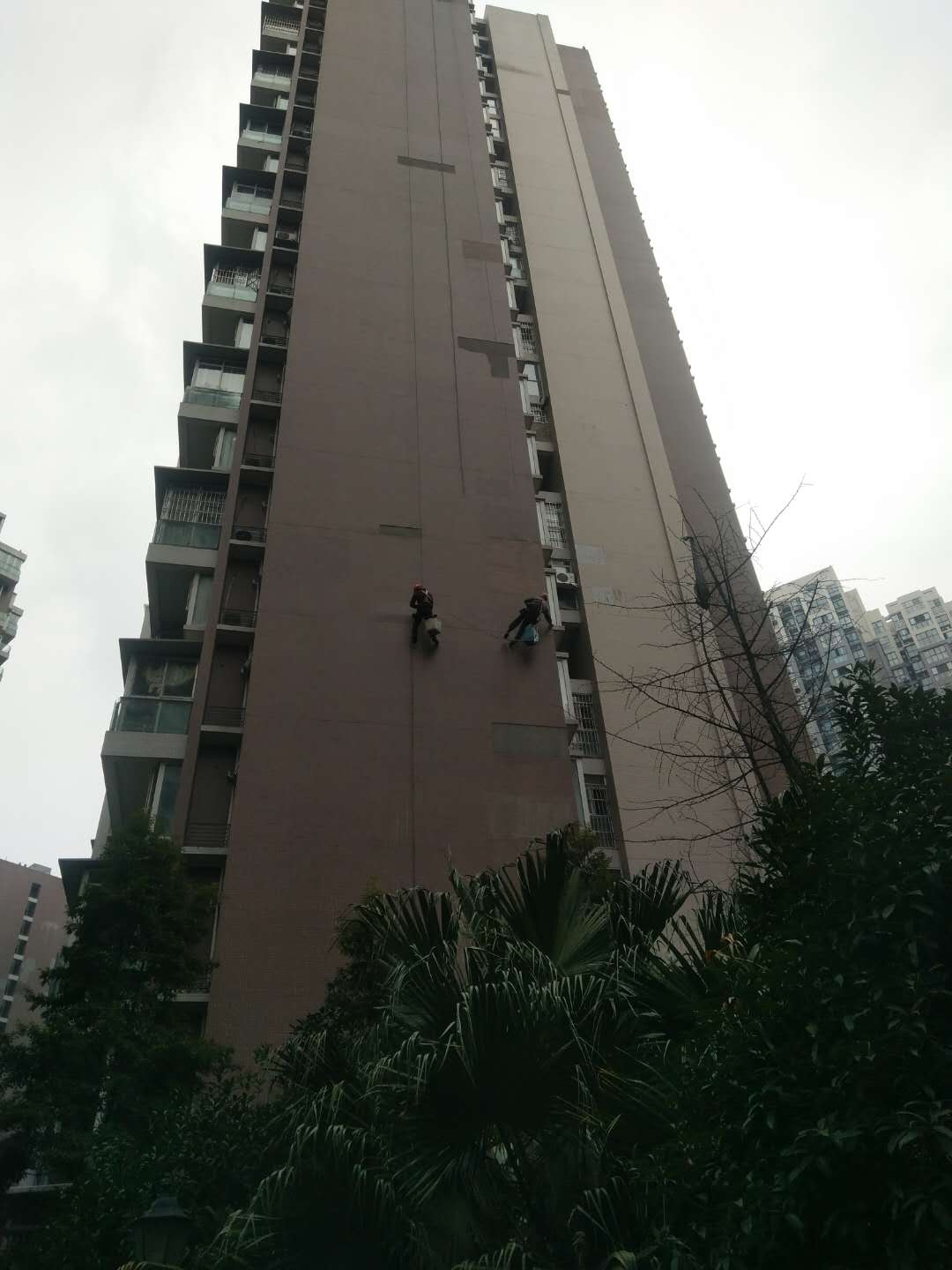 外墻補(bǔ)漏